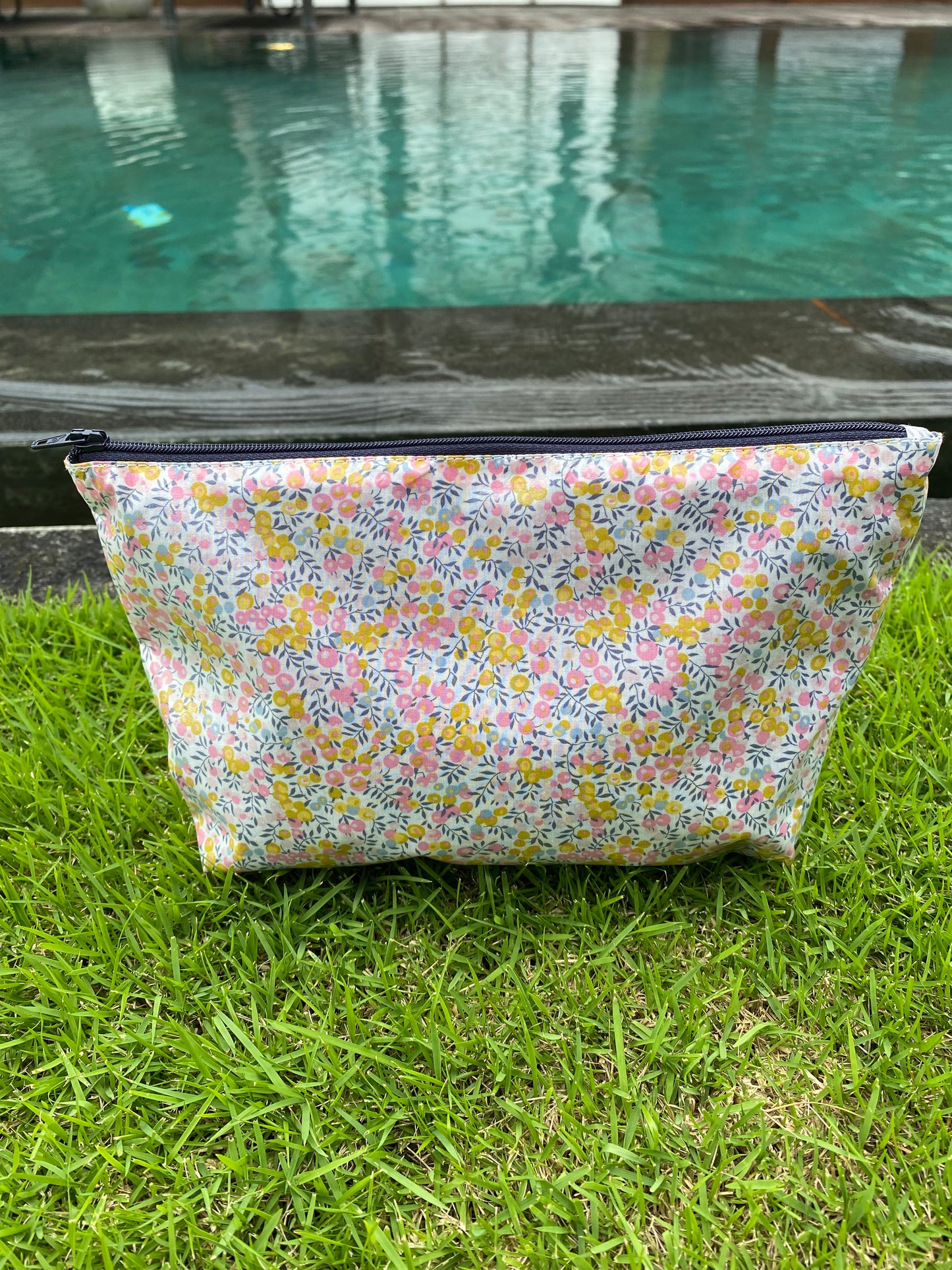 Neceser Plastificado Betsy Yellow