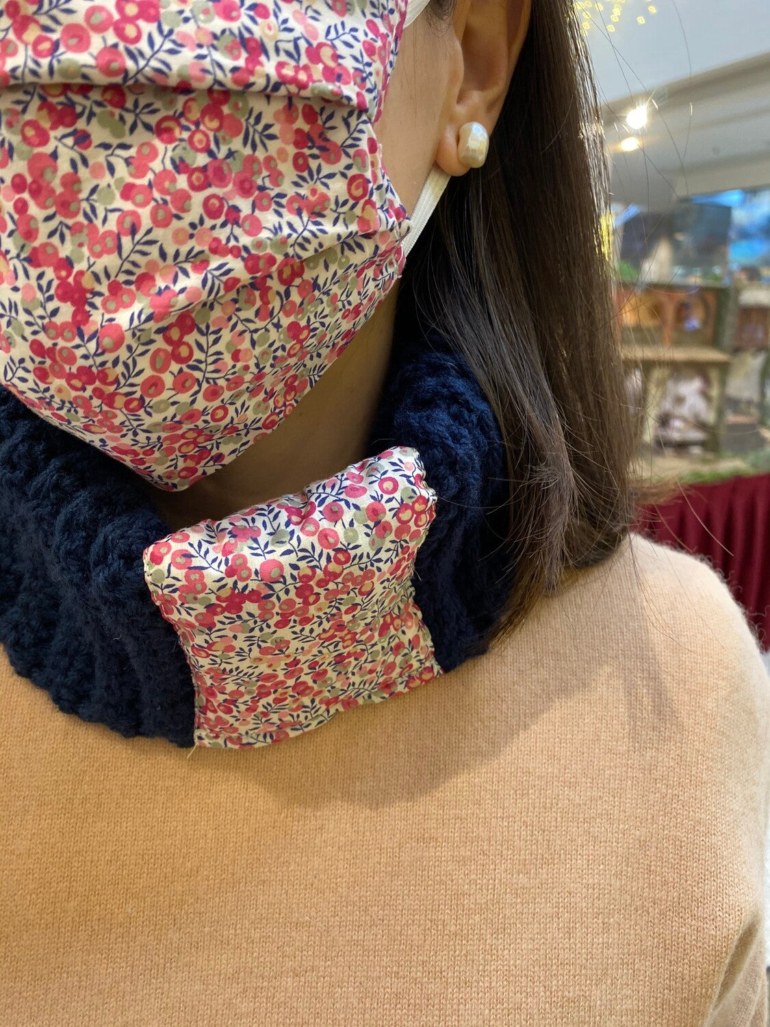 Cuello azul con tira Wiltshire Cherry