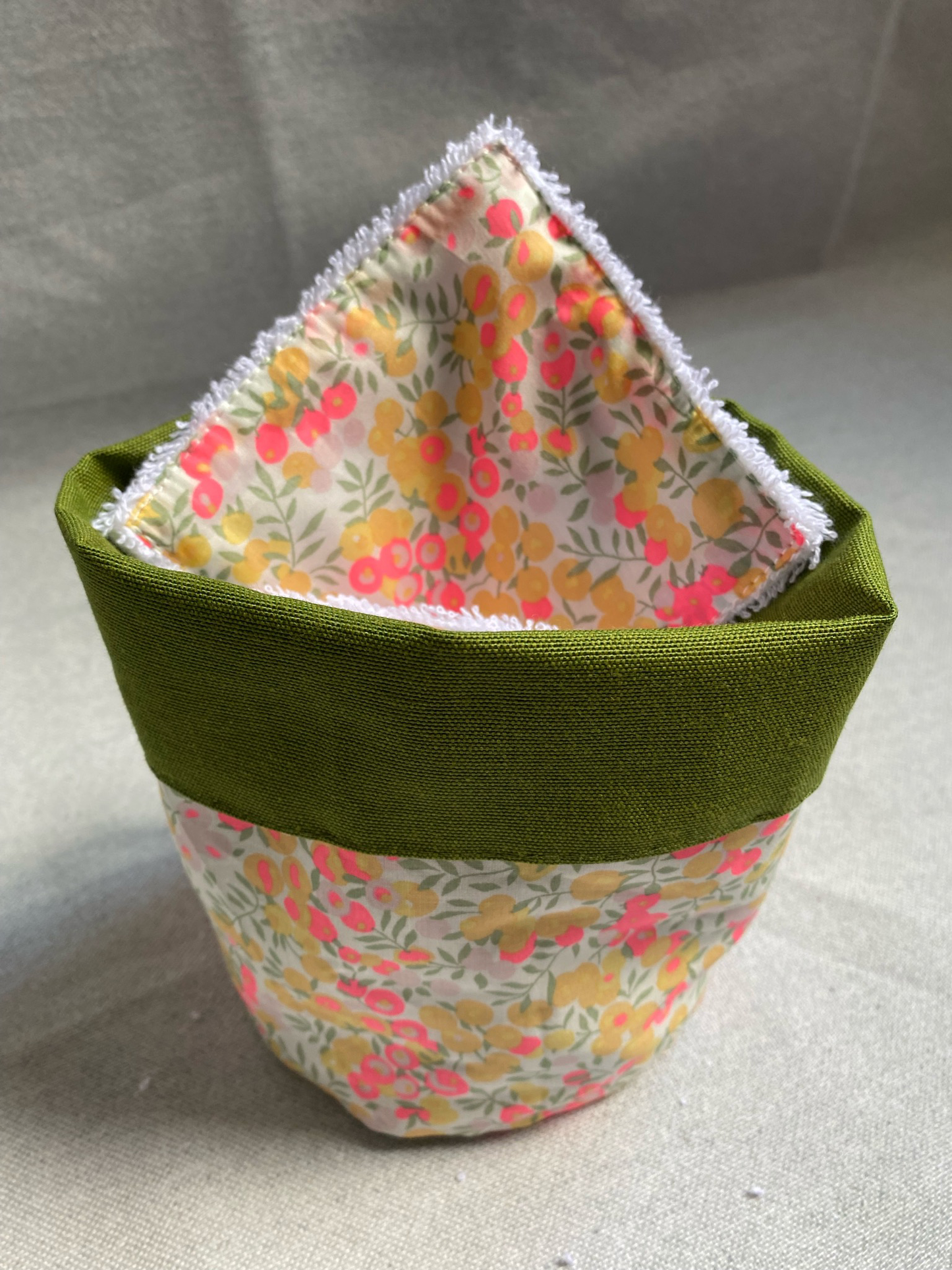 Pack Bolsita tela + lote 7 toallitas reutilizables Wiltshire Yellow
