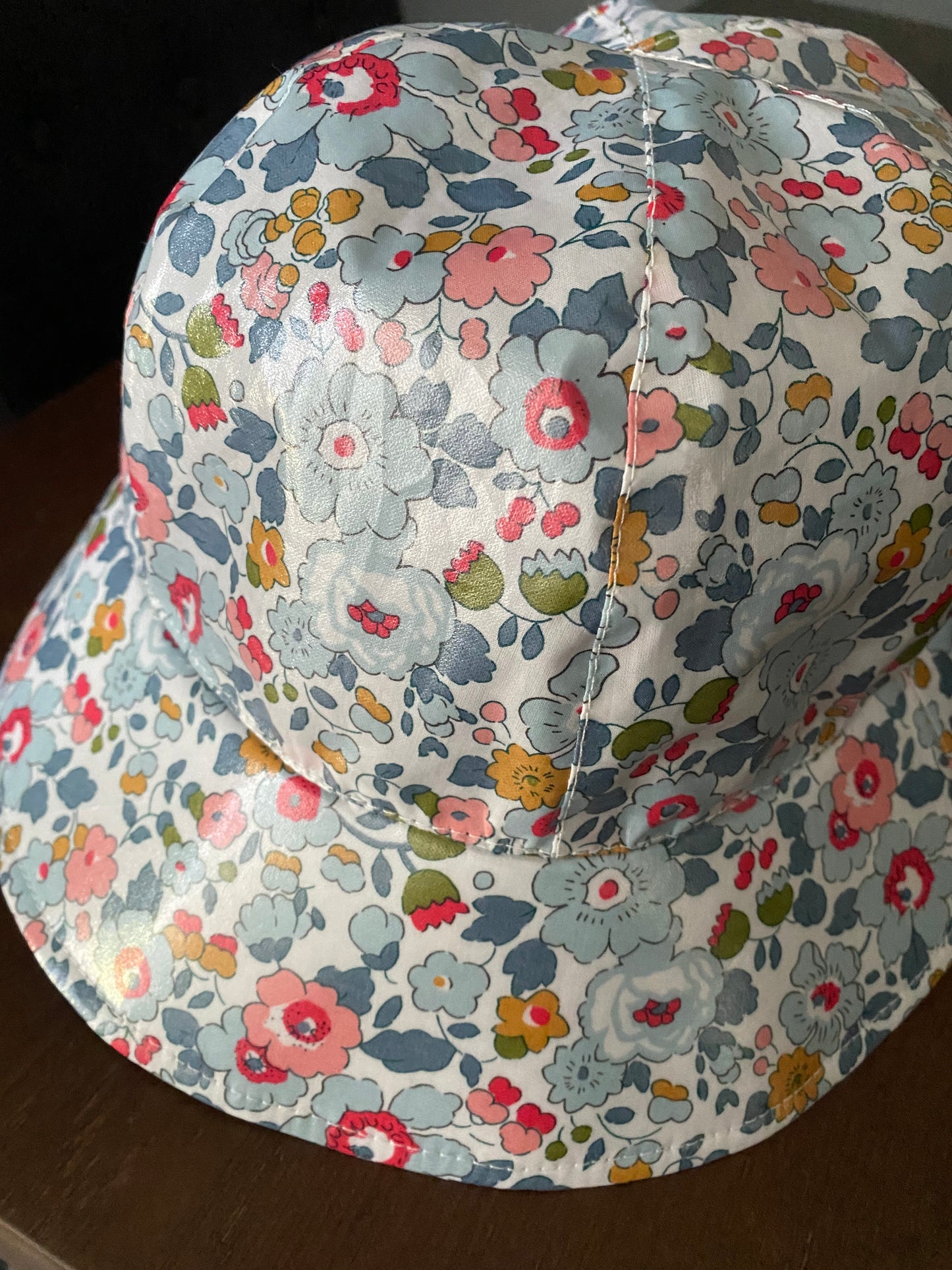 Gorro de Lluvia Betsy Blue plastificado