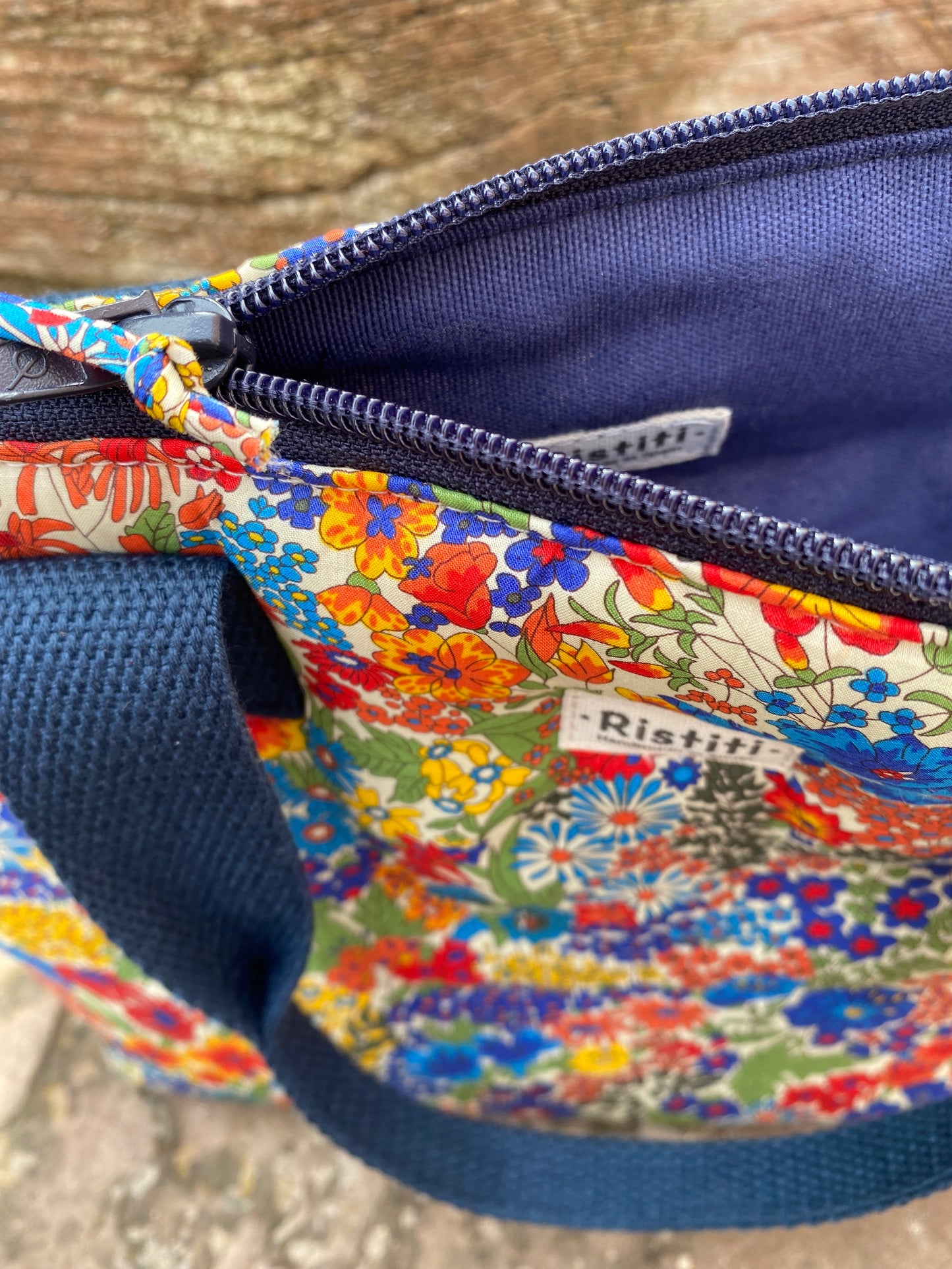 Bolso Manhattan Acolchado Liso Margaret Azul Verano