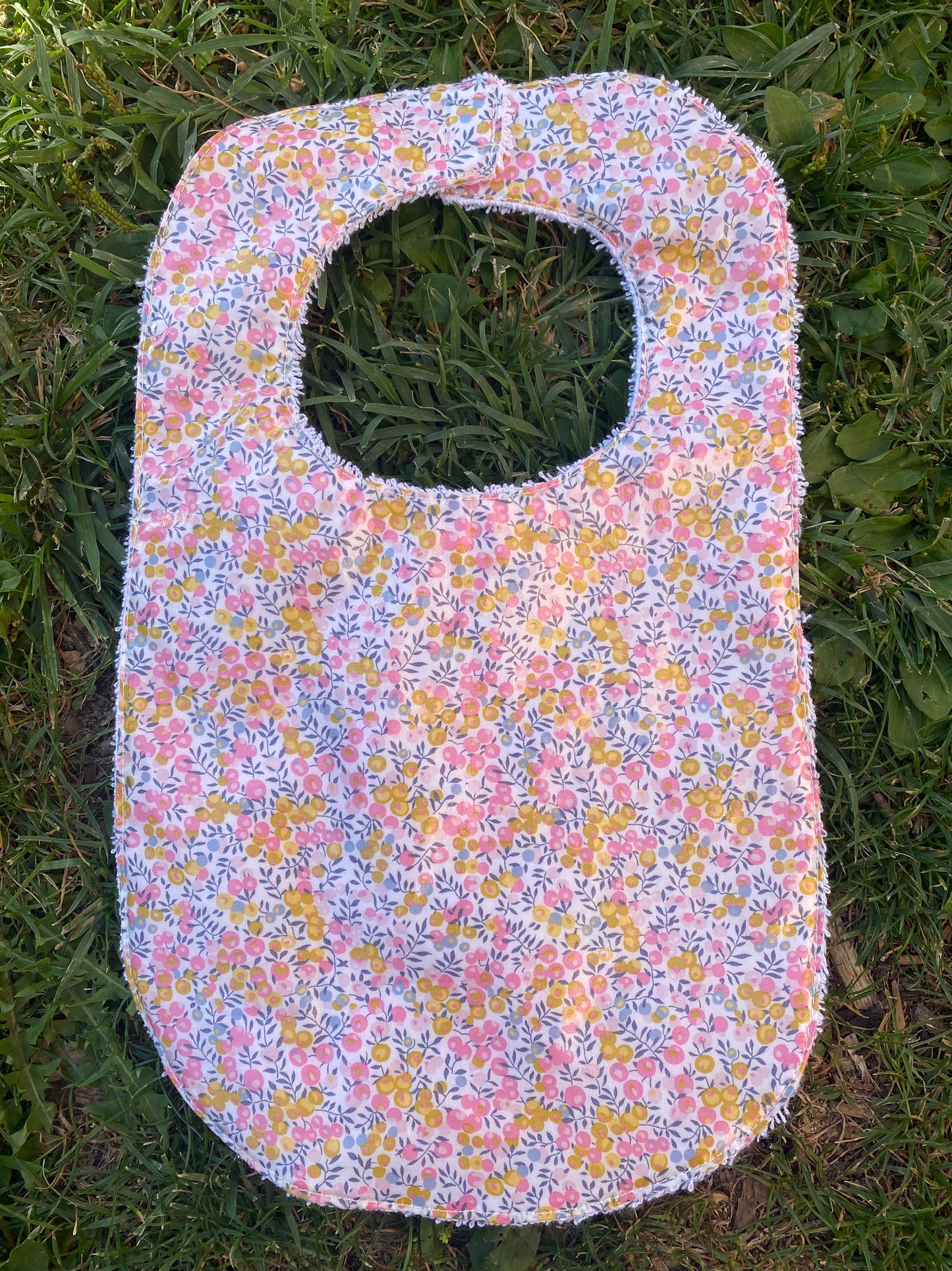 Babero plastificado Wiltshire mini pink