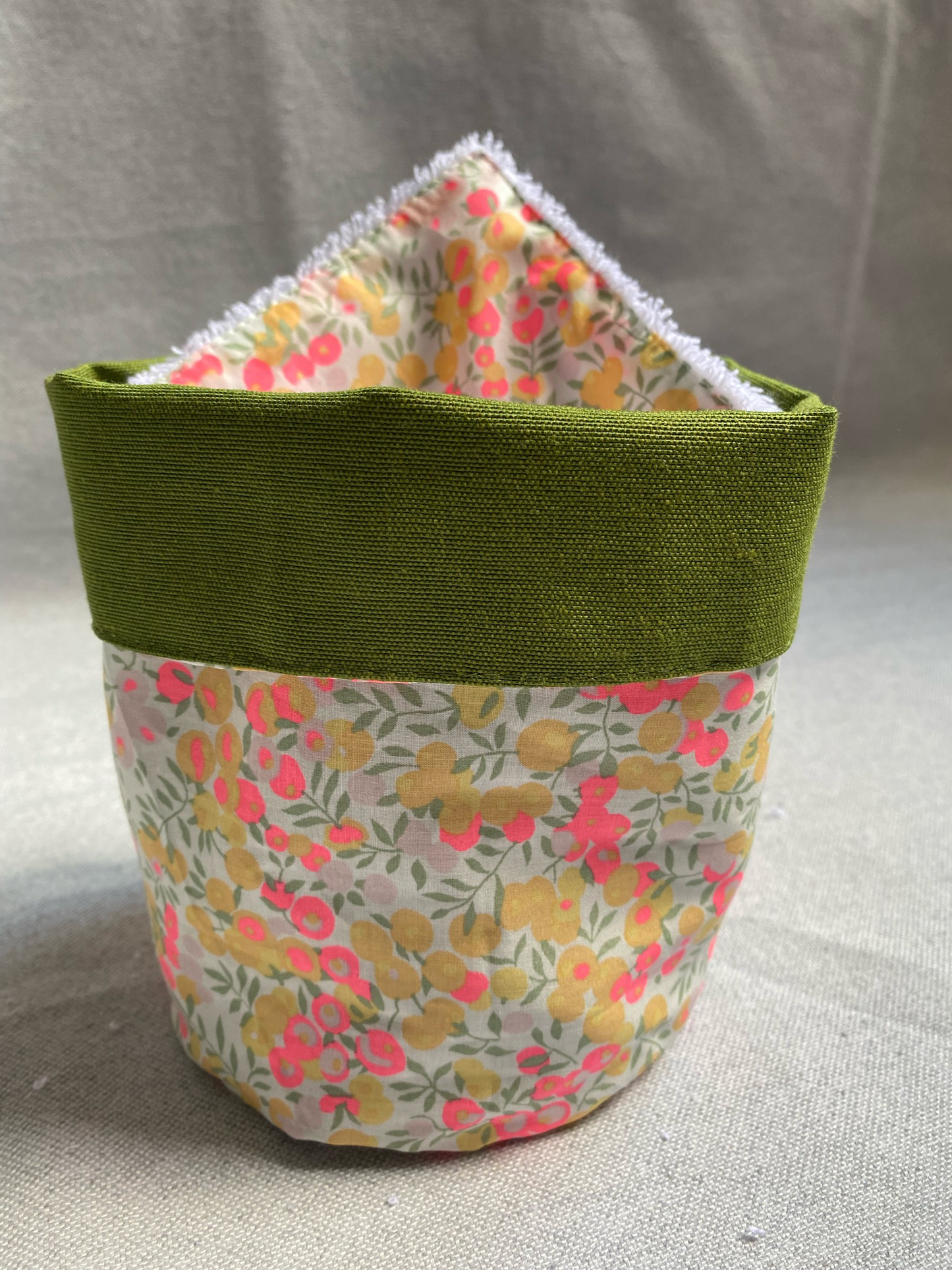 Cestita tela baño Wiltshire Yellow