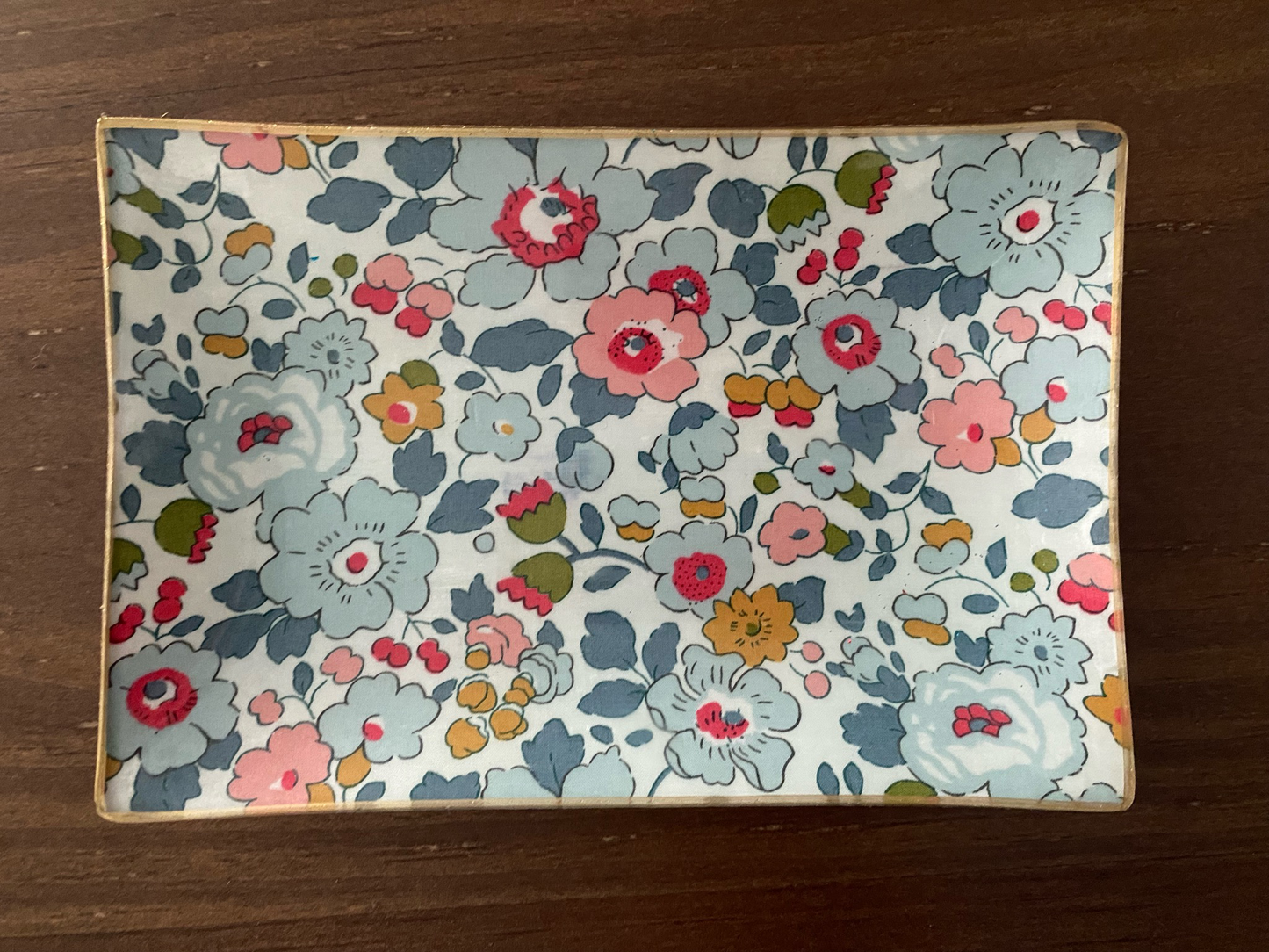 Plato 34x17 Betsy Blue