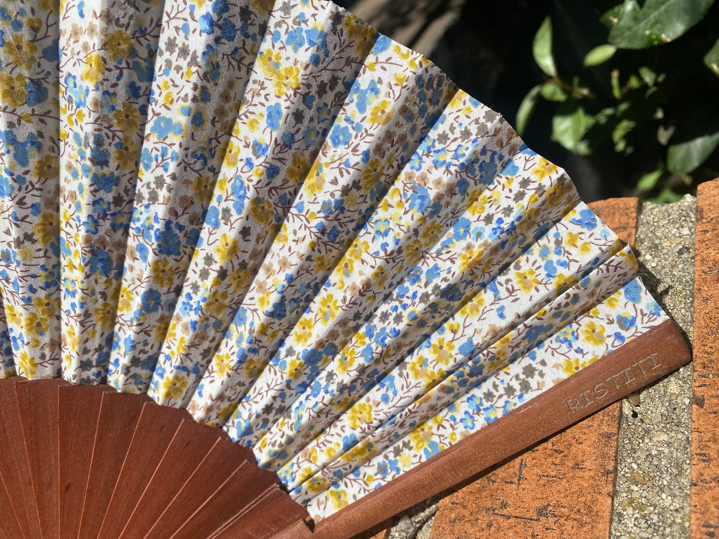 Abanico Annie Yellow