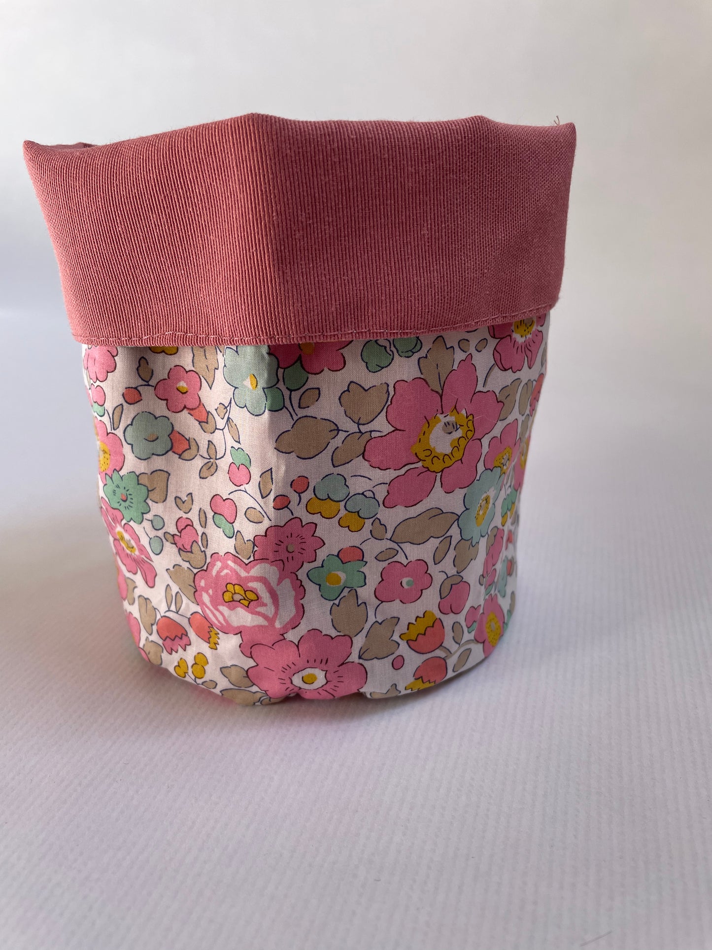 Cestita tela baño Betsy Pink