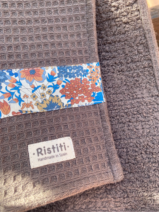 Trapo de Cocina marrón con Otoño Azul