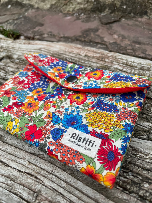 Monedero con botón Margaret Blue