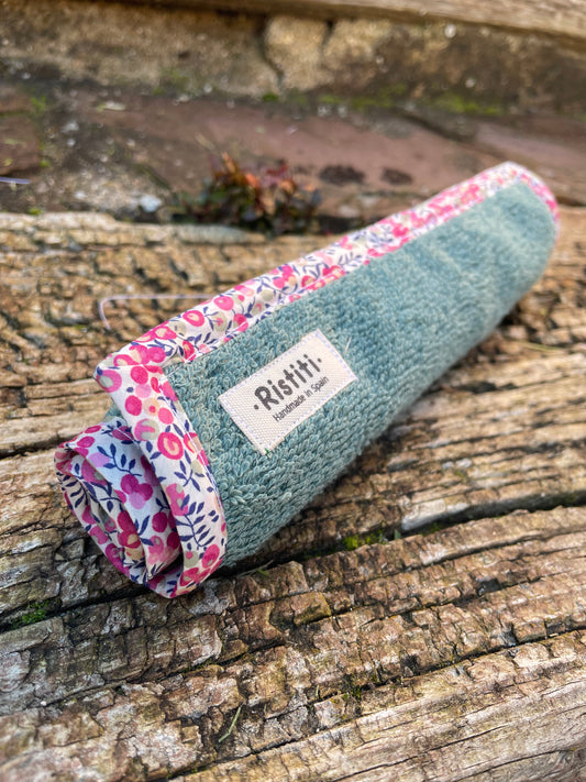 Toalla de cara verde con Cherry Pink