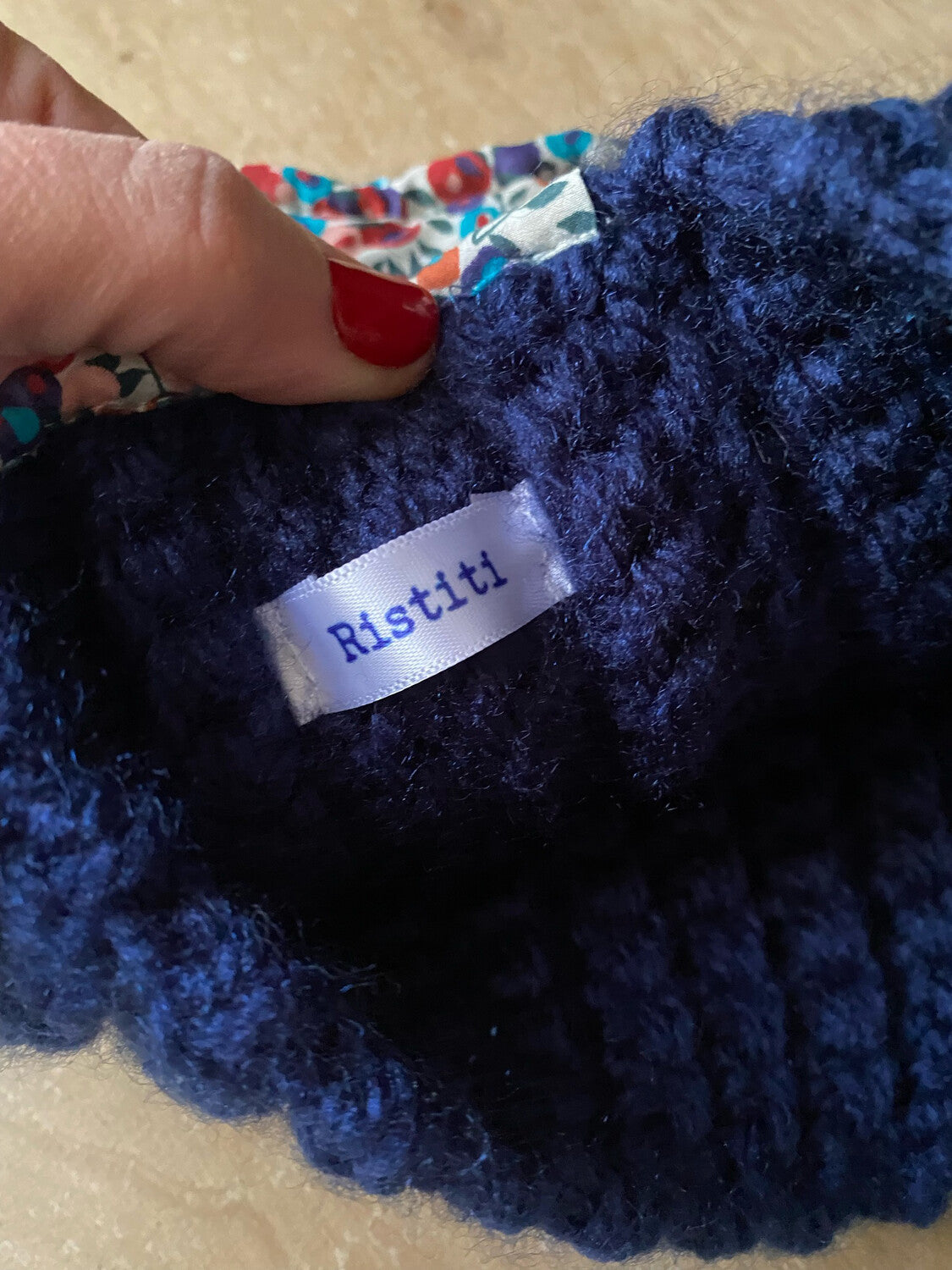 Cuello azul con tira Wiltshire Fantasy