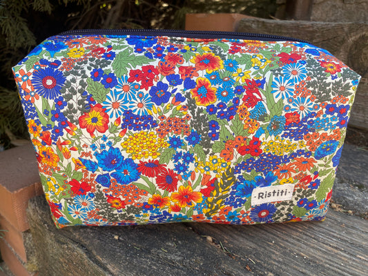 Neceser Magno acolchado Margaret Blue plastificado por dentro