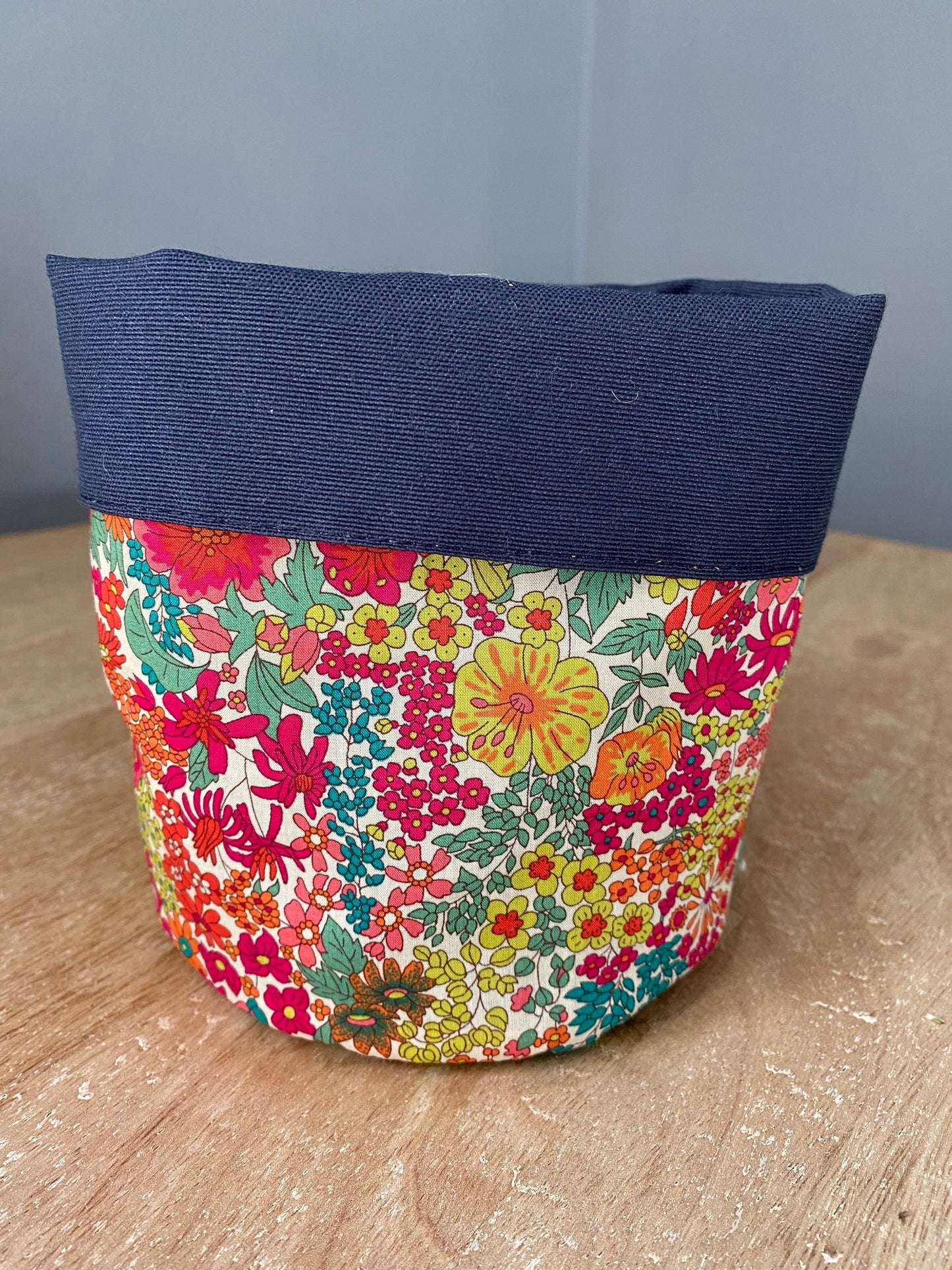 Cestita tela baño Margaret Red