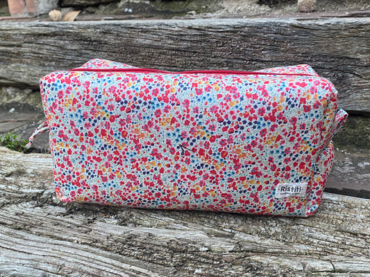 Neceser Magno acolchado Annie plastificado por dentro