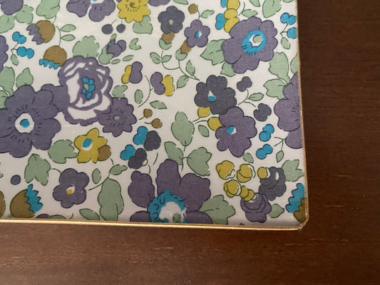 Plato 26x13 Betsy Violet