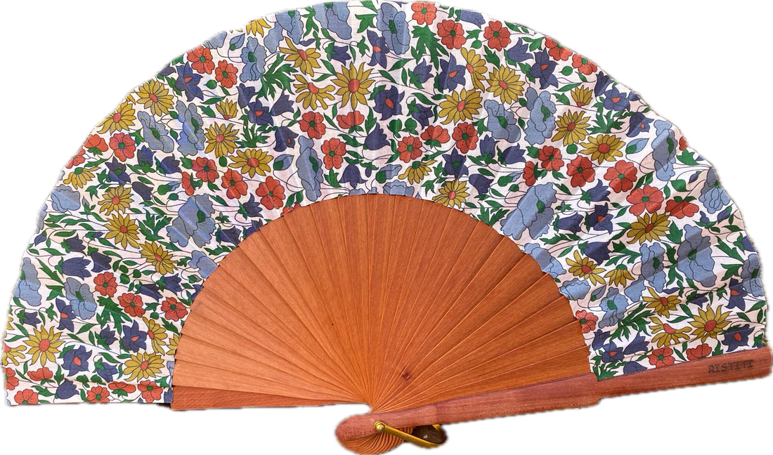 Abanicos artesanales con alma: tradición, diseño y belleza en cada detalle